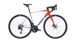 vélo gravel carbone