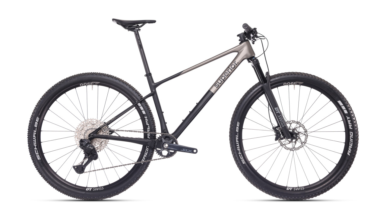vélo VTT carbone