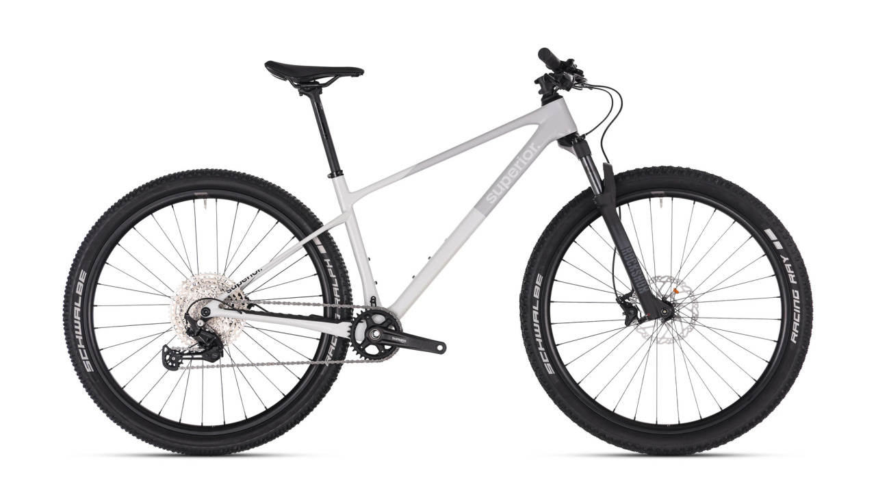 vélo VTT carbone